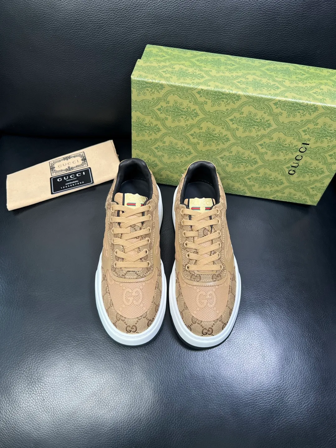 Men's shoes 💰840 Gucci high quality top crafts Gucci counter new original factory configuration, imported cowhide fabric from Italy, imported cowhide lining, breathable and comfortable, sole: original factory special supply original sole super comfortable, original factory and single goods, welcome to compare, code number 38-44 (customized 45 46)